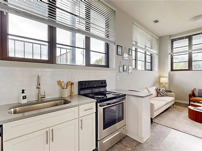 350 Saint Joseph St #207 — Photo 5