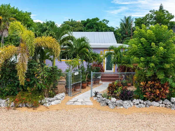 57487 Bailey St, Grassy Key, FL 33050