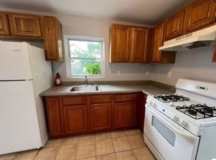 345 Sanford Ave #2-R, Newark, NJ 07106