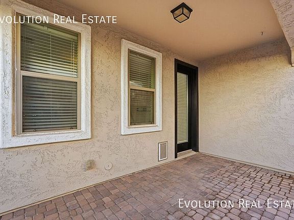 5th image of 3262 E Meadowview Dr