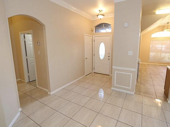 3rd image of 1439 Clear Valley Dr