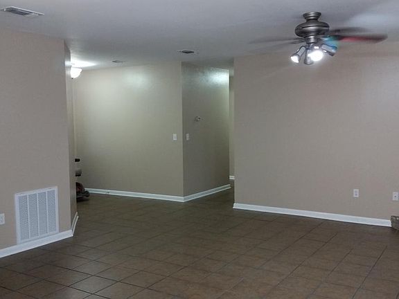 3rd image of 1110 Crooked Creek Dr