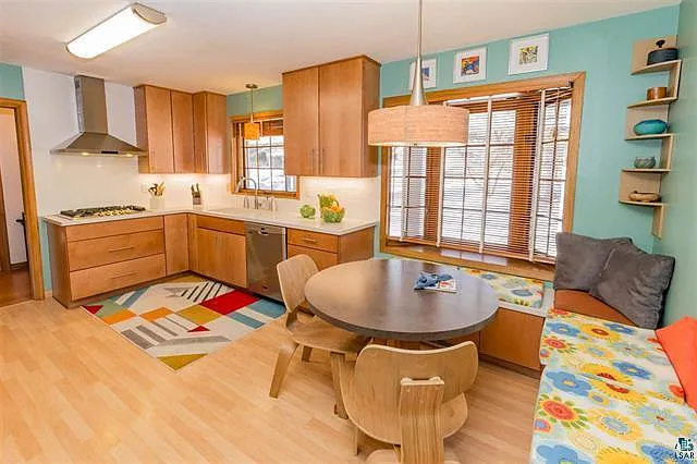 3626 E Superior St — Photo 2