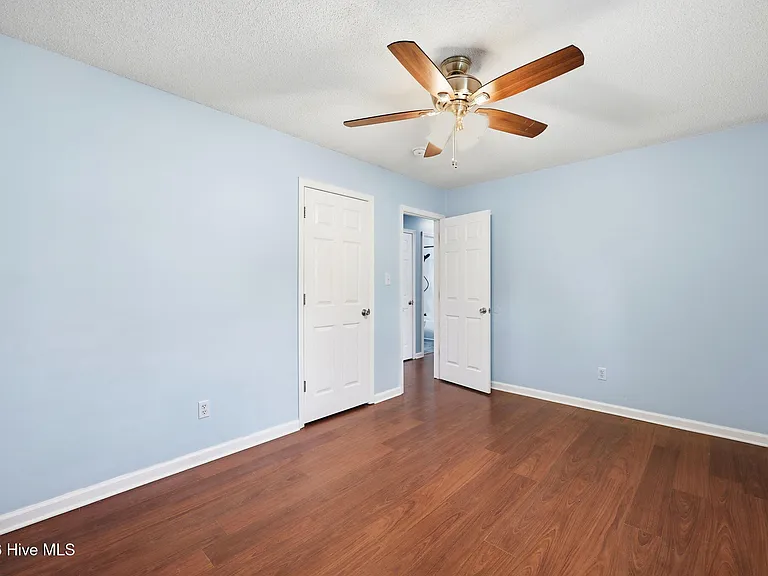 128 Fodder Dr — Photo 20