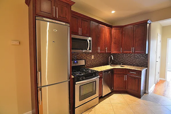 Rented by Hagstrom Management Inc | media 55