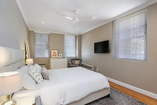 Sold by Corcoran | media 6