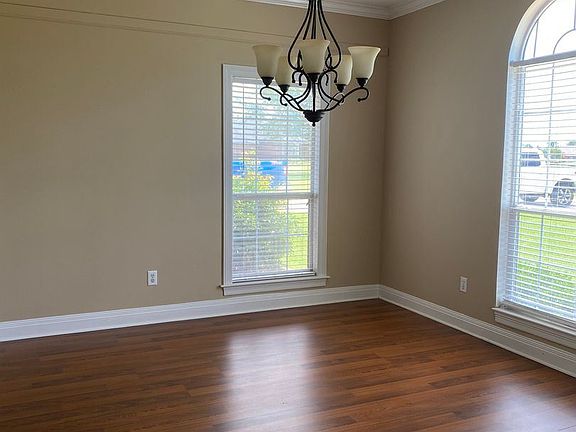 3rd image of 1706 Corky Dr
