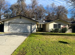 6871 Hemlock St, Redding, CA 96001