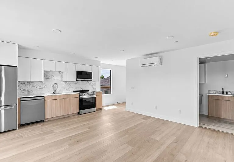 1259 Lincoln Ave #301 — Photo 8