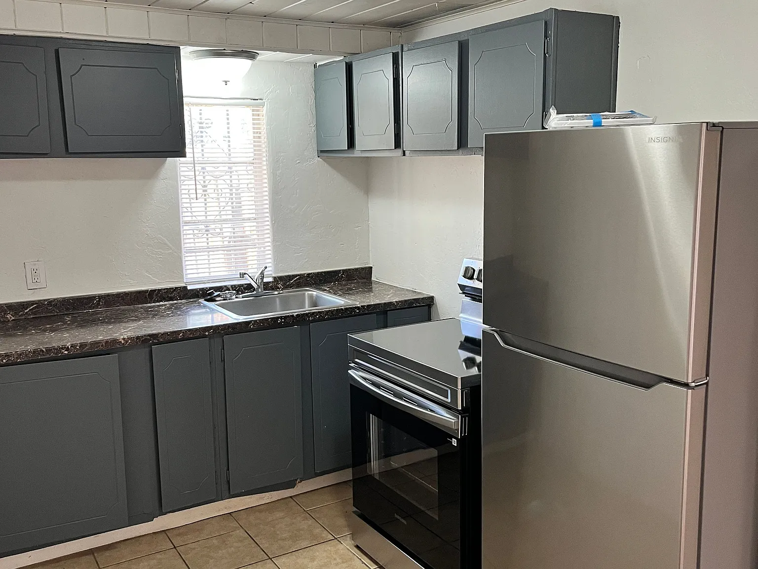 1 bed, 600 sqft, $895 — Photo 2