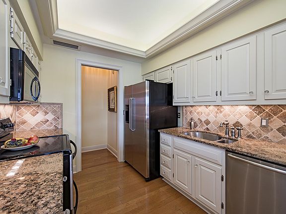 5th image of 4000 Gulf Shore Blvd N APT 200