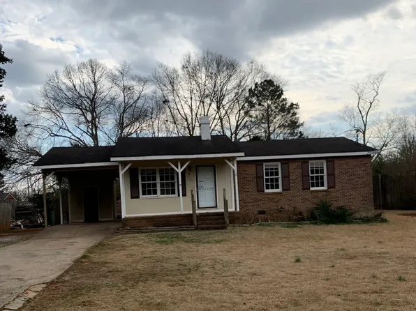 1138 Vestavia Ln, Thomaston, GA 30286