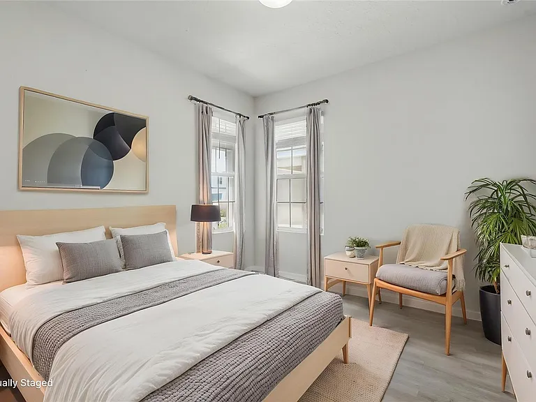 5079 Royal Point Ave — Photo 5