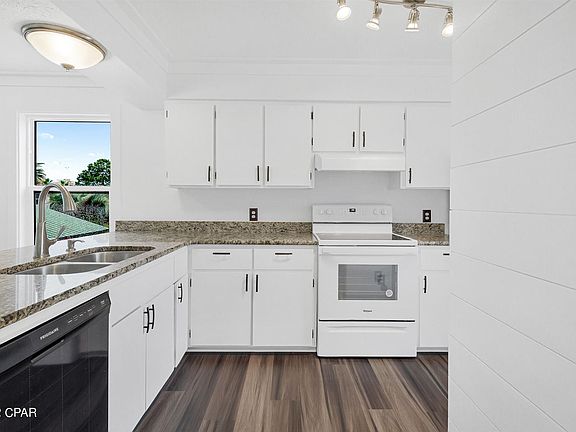 5th image of 7813 N Lagoon Dr Unit 7C