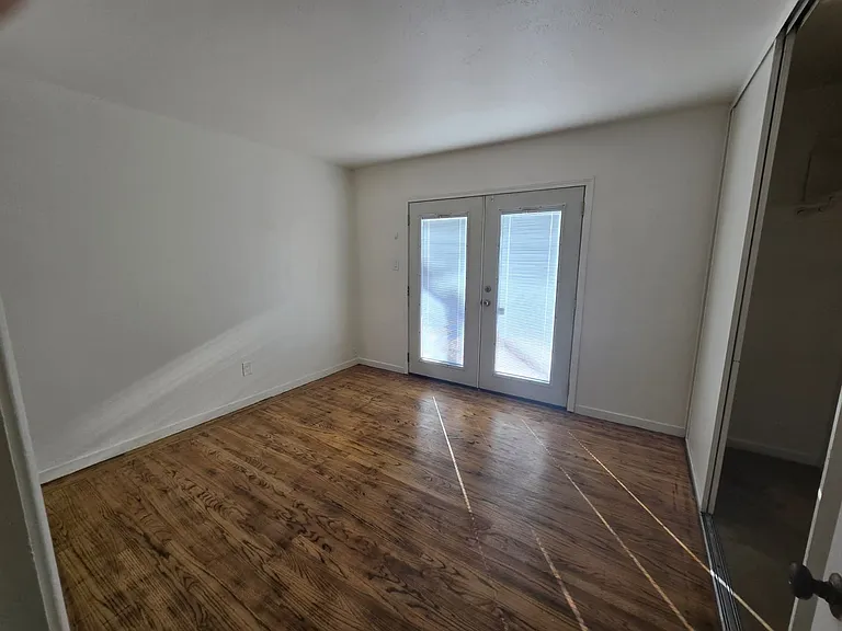 550 Del Mar Ave — Photo 11