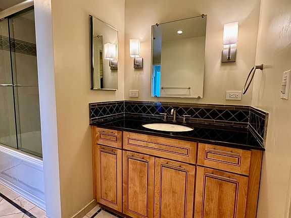 3rd image of 6363 Christie Ave APT 2824
