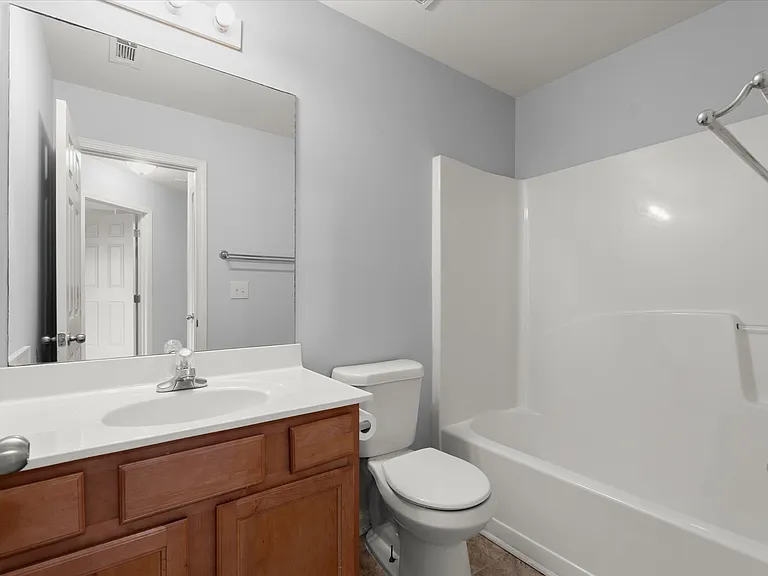 1947 Lakeshore Overlook Cir NW — Photo 33