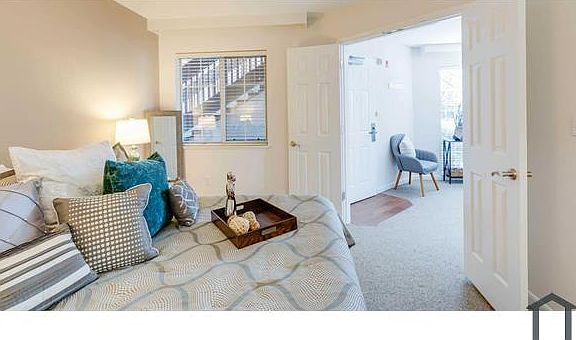 3rd image of 200 Skidmore Blvd #1