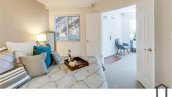 200 Skidmore Blvd #1 — Photo 3