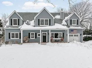 23 Brittany Ct, Northport, NY 11768