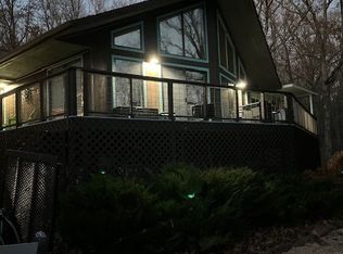 16164 S Whitehouse Rd, Winslow, AR 72959