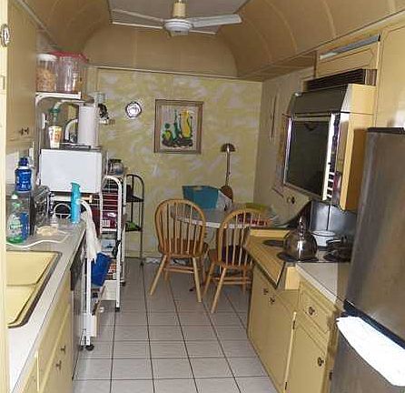 5th image of 4400 Hillcrest Dr APT 906A