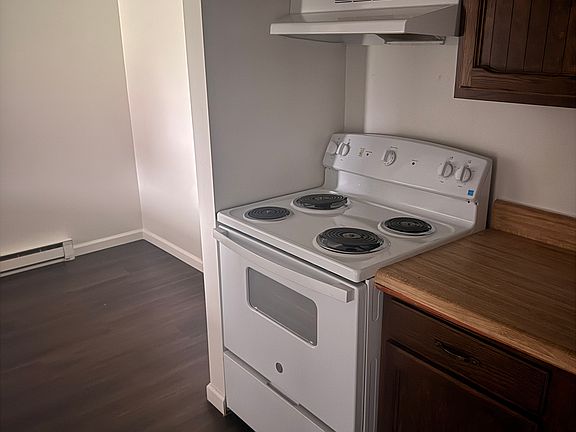 3rd image of 1 Richards Dr APT 5
