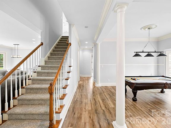 5th image of 8105 Prescot Glen Pkwy