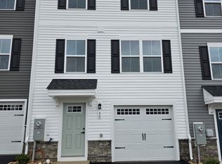 30 Applewood Ln, Harrisonburg, VA 22801