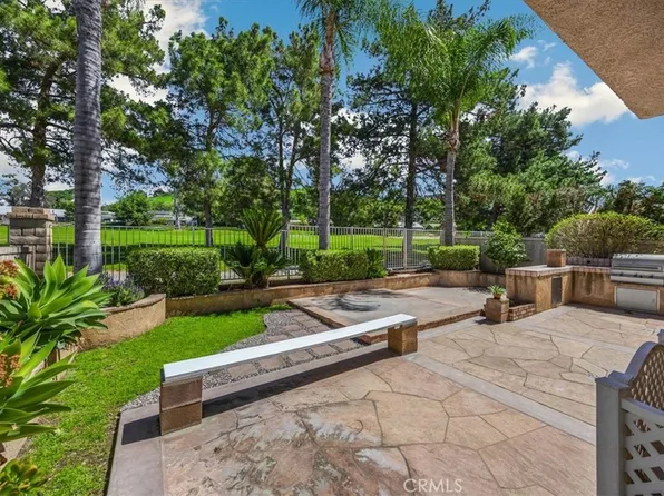 5692 El Palomino Dr, Riverside, CA 92509