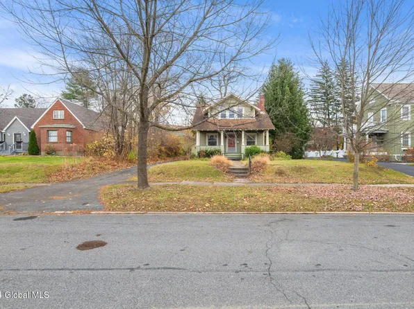 1572 Randolph Road, Schenectady, NY 12308