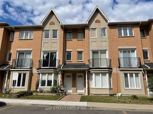 19 Rosebank Dr #2105, Toronto, ON M1B 5Z2