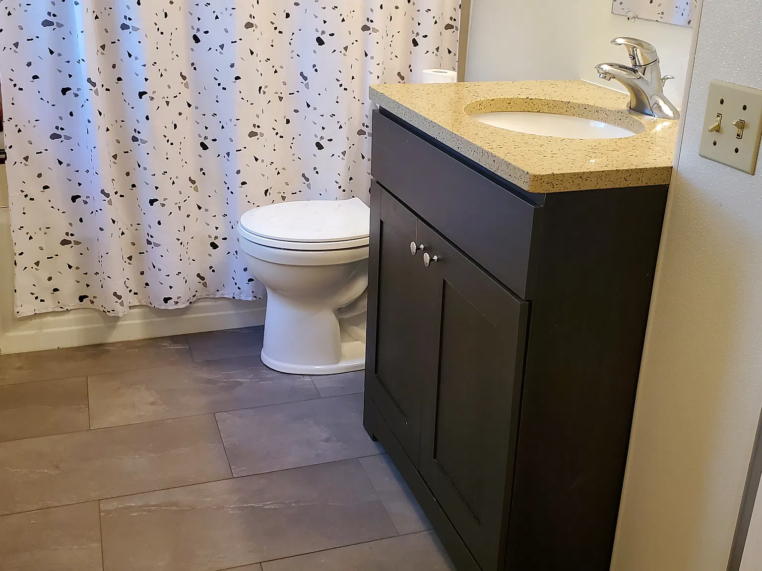 3 bed, $1,200 — Photo 4