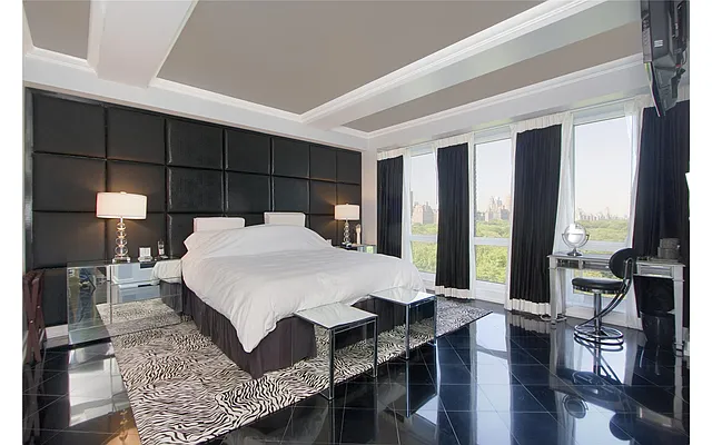 Sold by Douglas Elliman | media 23