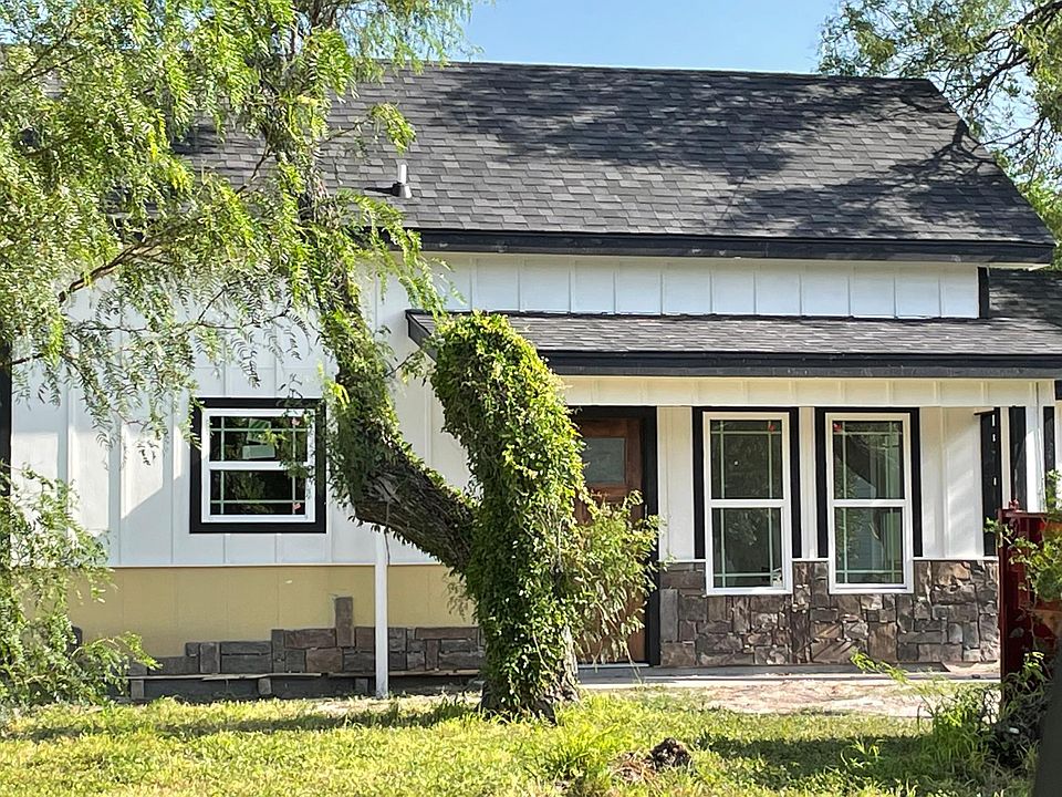 2nd image of 727 W Huisache Ave