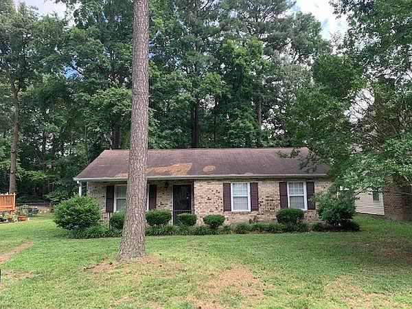 1st image of 807 Bedrock Ln