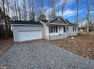 277 Wildwood Rd, Colonial Beach, VA 22443