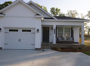 116 Woodsedge Dr #A, Brooklet, GA 30415