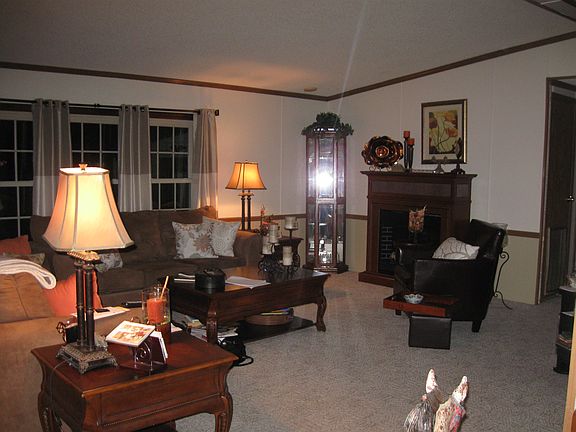 5th image of 62 Parkside Cir