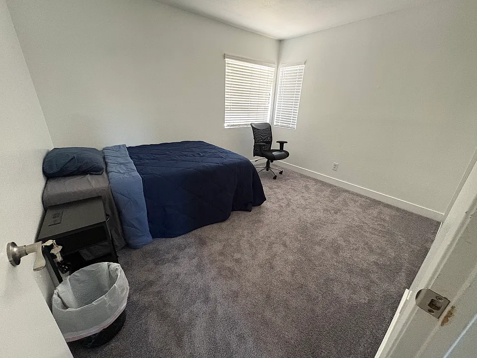 11504 Bell Tower Dr