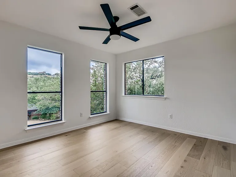 107 Long Wood Ave — Photo 20