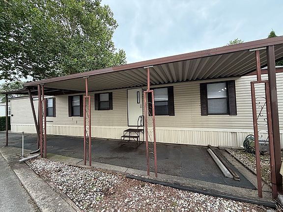 2nd image of 6801 S La Grange Rd #C32