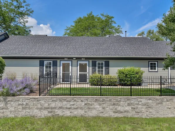 200 W South St Unit 2B, Elburn, IL 60119