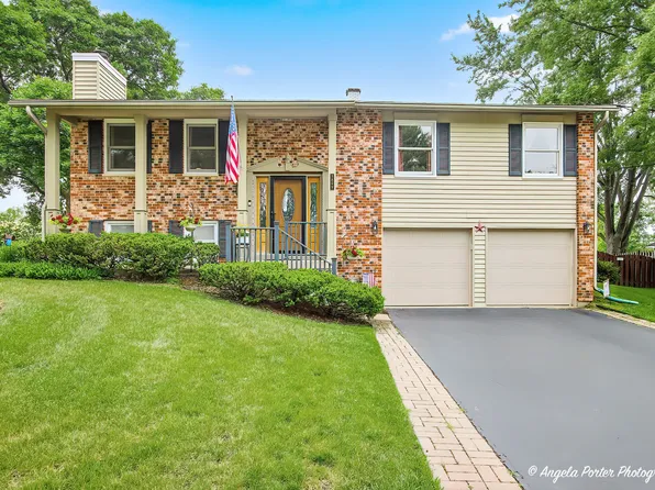 1899 W Alder Dr, Hoffman Estates, IL 60192