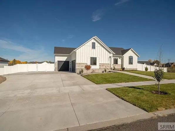 970 Pine Brook Ln #1, Rexburg, ID 83440