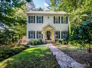 898 Mills Gap Rd, Fletcher, NC 28732