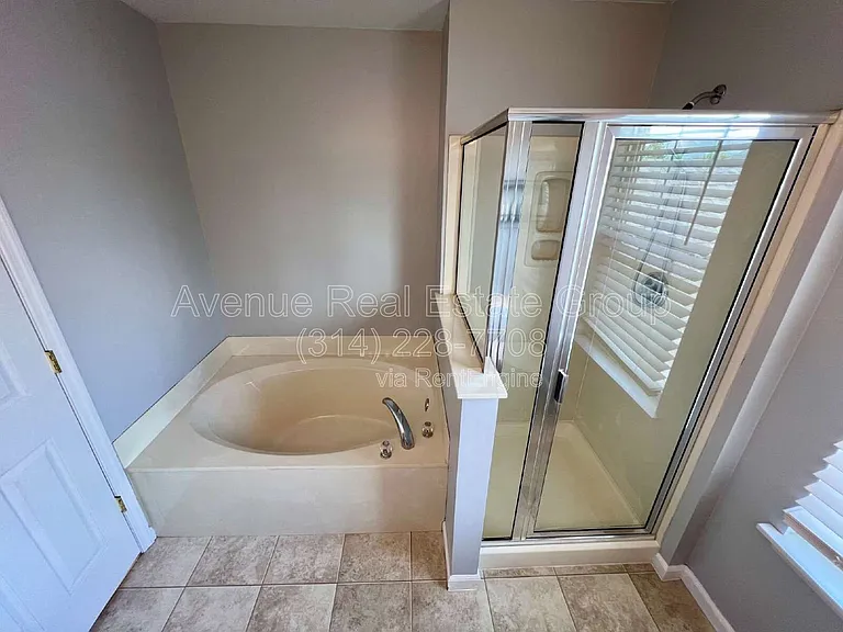 35 Spring Borough Ct — Photo 12