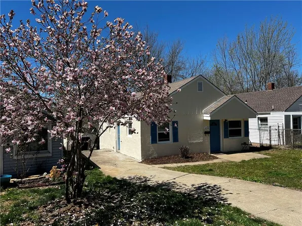 6340 S Benton Ave, Kansas City, MO 64132