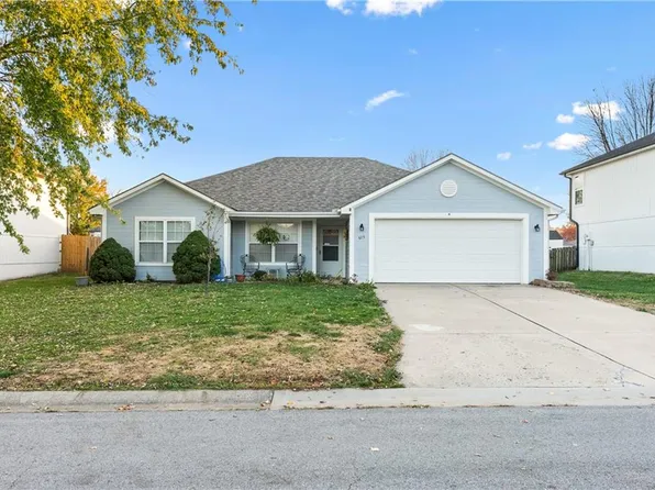 615 SW Muriel Dr, Grain Valley, MO 64029