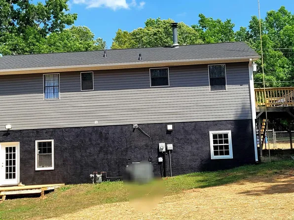 5202 Fairview Rd, Gray Court, SC 29645